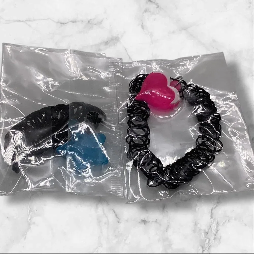 Glow In The Dark Black Choker Costume Necklaces & Pendants Set With Pink Heart &